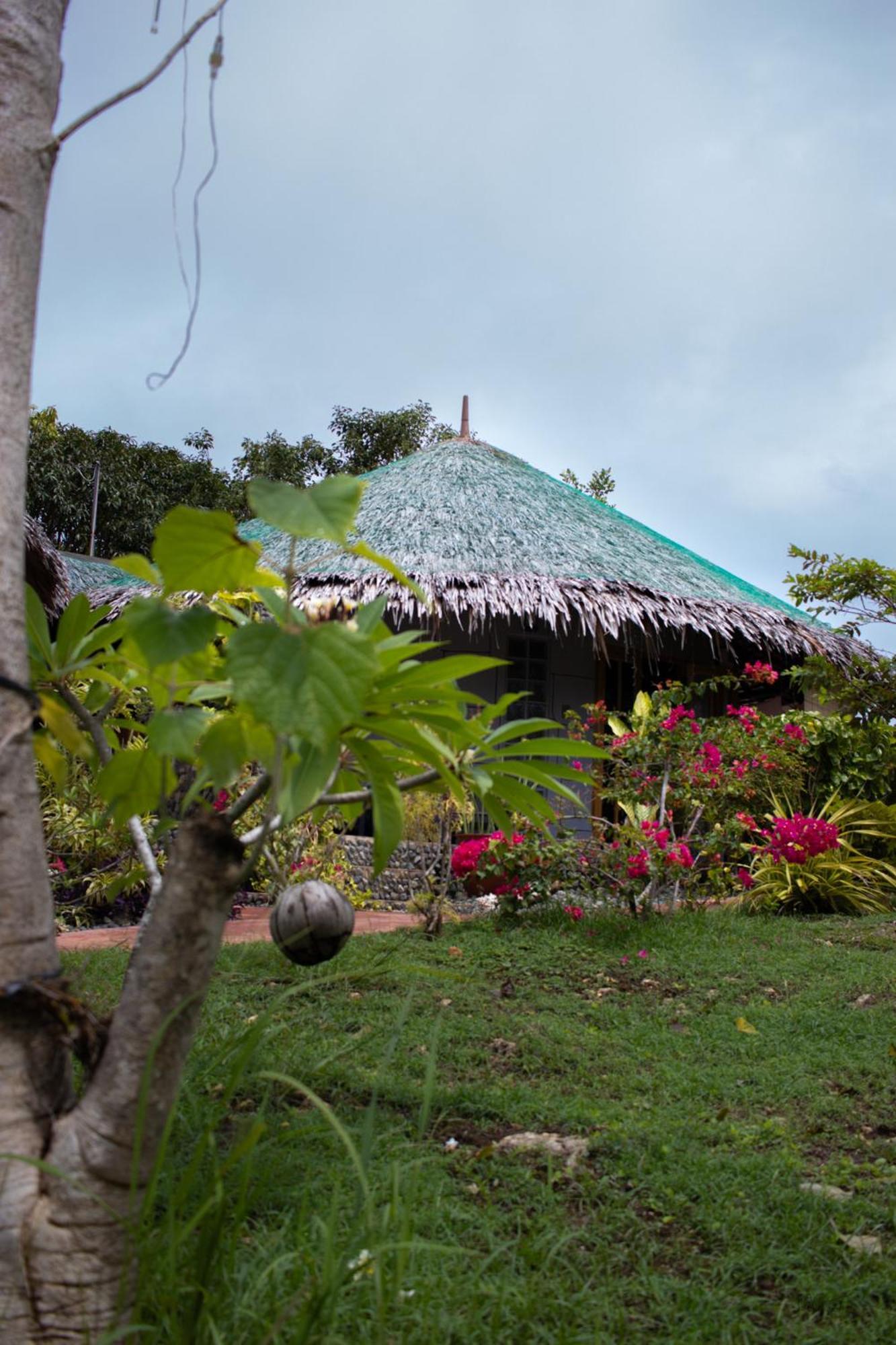 Rhenmart-Inn Siquijor Exterior photo