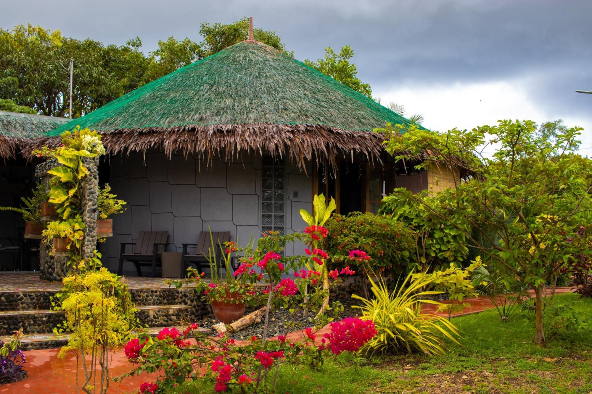 Rhenmart-Inn Siquijor Exterior photo